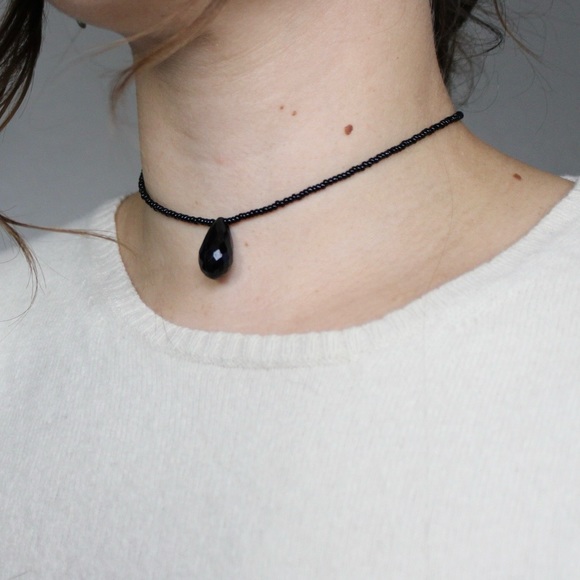 Upcycled beaded choker necklace - Picture 2 of 4